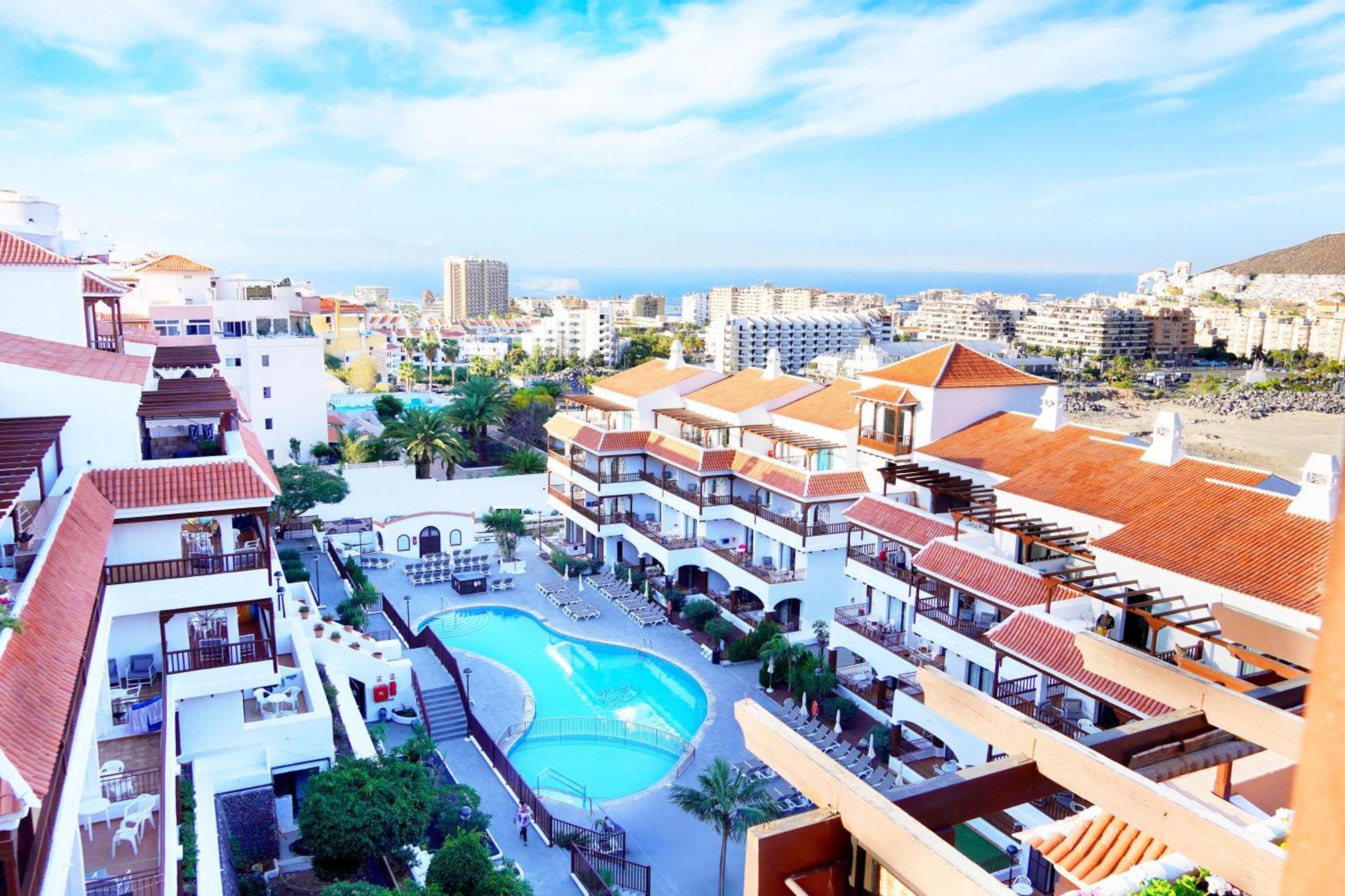 Coral Los Alisios Los Cristianos  Luaran gambar