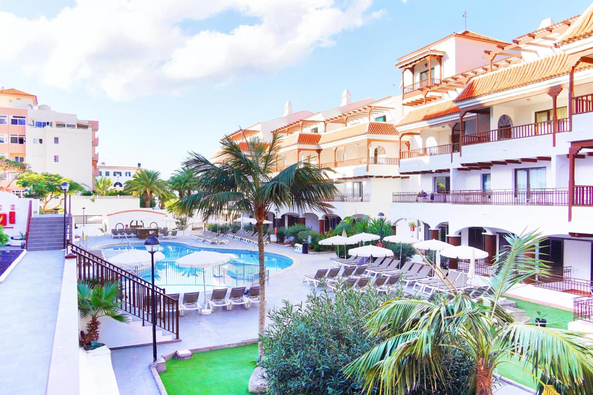 Coral Los Alisios Los Cristianos  Luaran gambar
